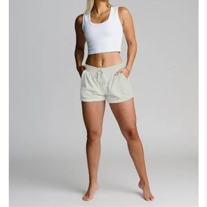 ZYIA White Summer Shorts